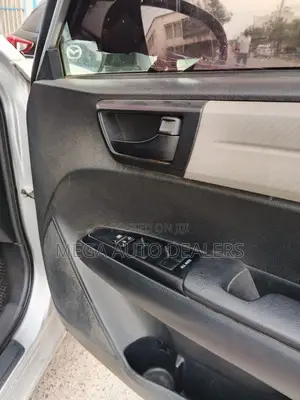 Toyota Axio 2013 Gray