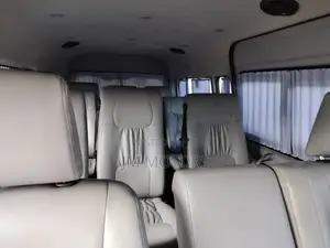 Toyota HiAce 2019 White