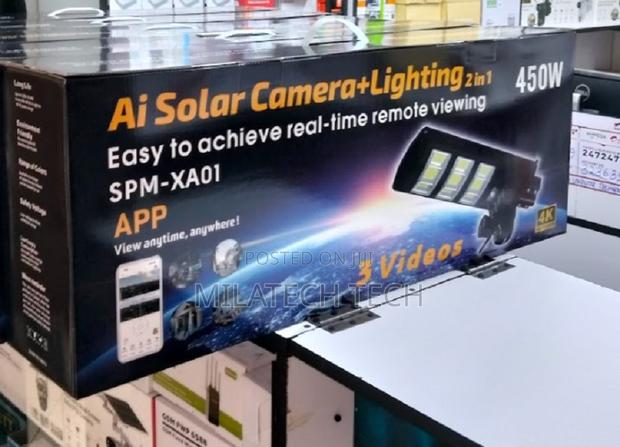 Solar Dual Camera + Lighting 2 in 1 Floodlights 4g