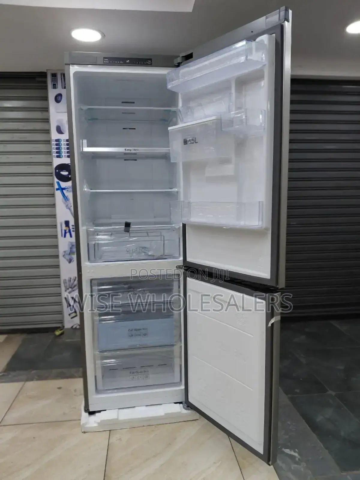 Samsung  Fridge 338l ,2 Door Bottom Mount Freezer,No Frost