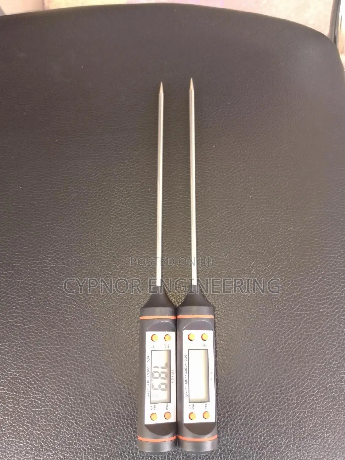 Chef-Grade Temperature Measuring Device