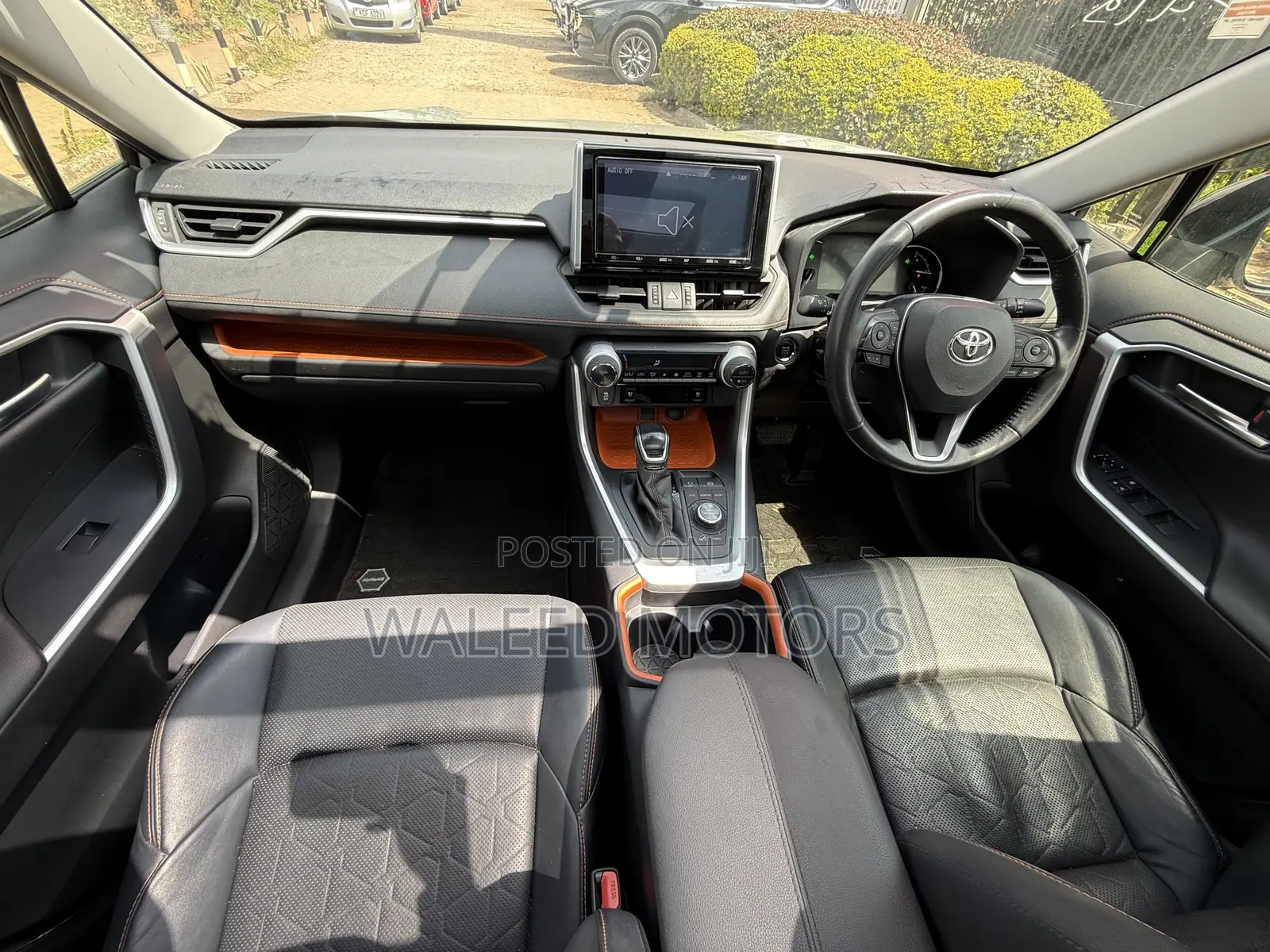 Toyota RAV4 2020 Green