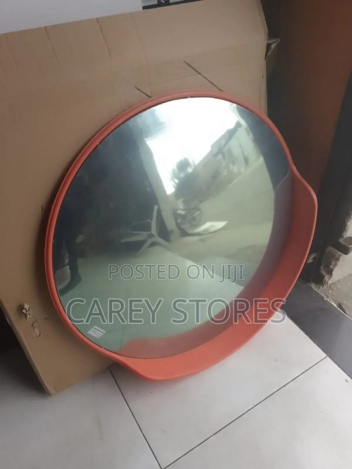 Corner Convex Mirror