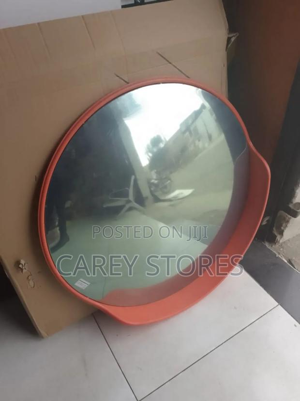 Corner Convex Mirror