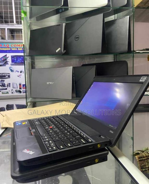 Laptop Lenovo ThinkPad X131e 4GB Intel Celeron HDD 500GB - thumbnail 3