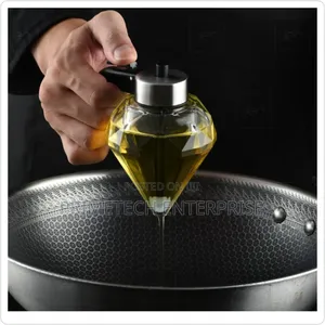 Diamond Shapped Honey Dispenser