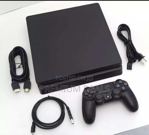 Chipped With 10games and a Controller.