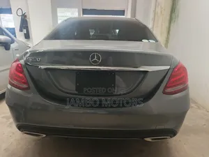 Mercedes-Benz C200 2018 Gray