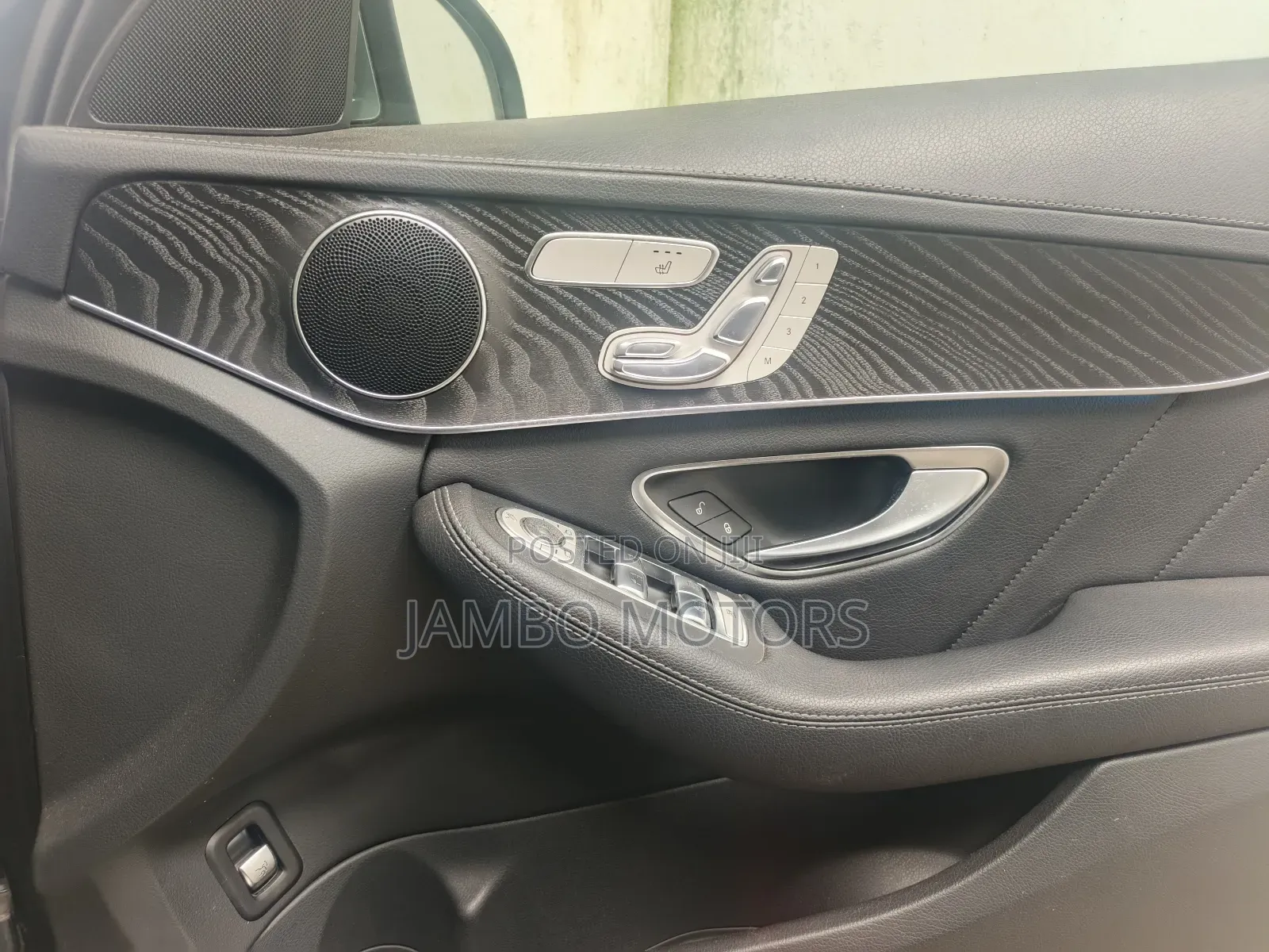 Mercedes-Benz C200 2018 Gray