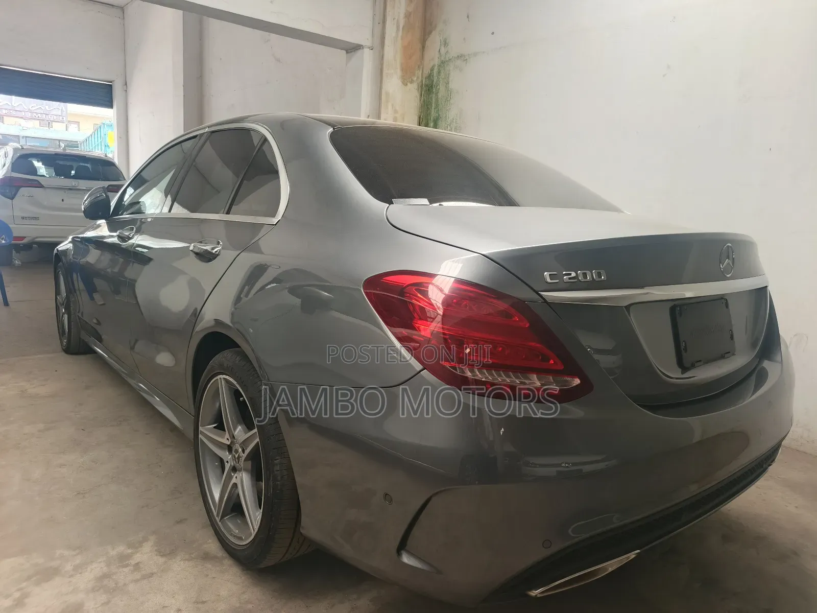 Mercedes-Benz C200 2018 Gray