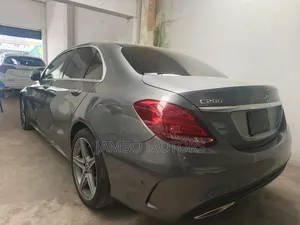 Mercedes-Benz C200 2018 Gray