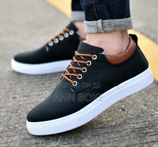 Laced Rubbers 
All Sizes All Colours Restocked 
Sizes 40-46 - thumbnail 2