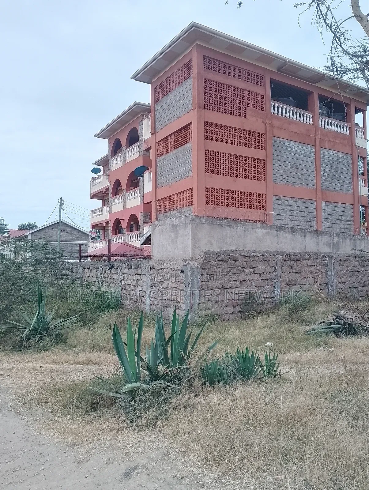 Prime Plot 40 by 90ft-Kenya Israel Price 2.5m