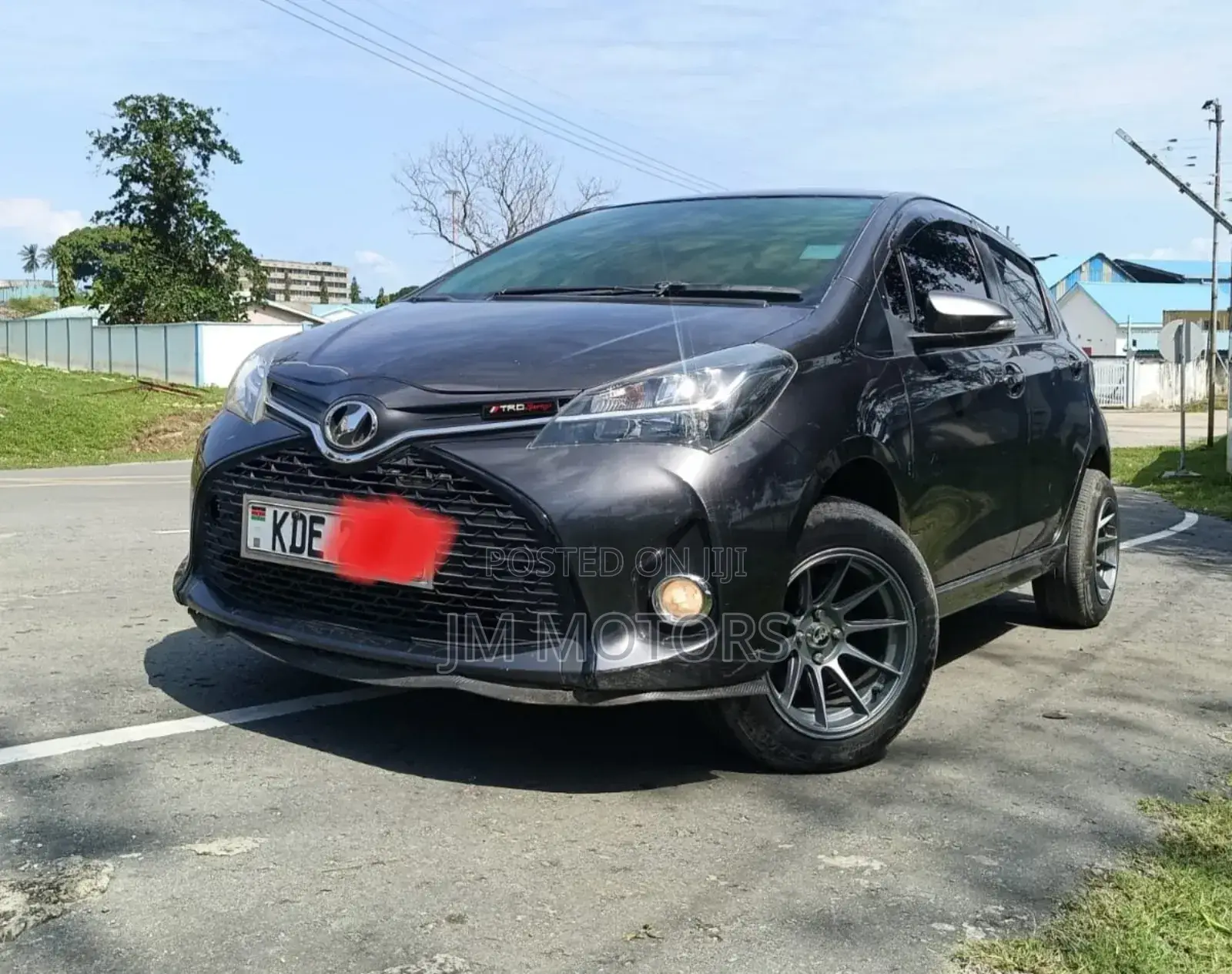 Toyota Vitz 2015 Gray