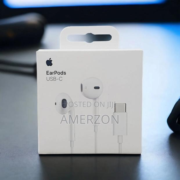 Apple Earphones With Usb-C Plug, Wired Ear Buds - main view