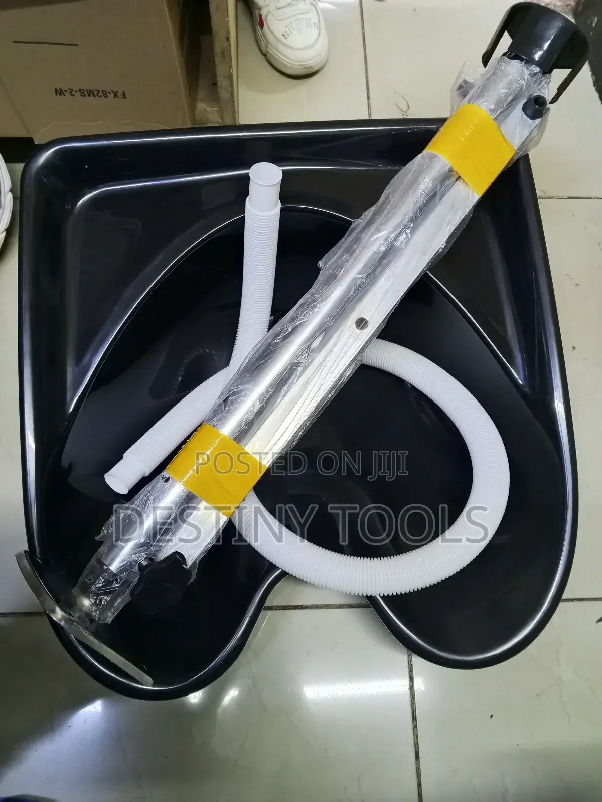 Salon Sink With Stand