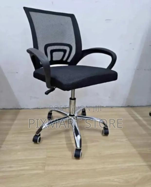 Assembled Executive Office Chair Design With Lumbar Support - main view
