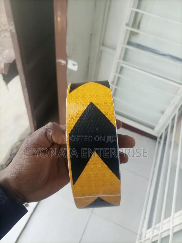 Reflective Safety Tape / Vehicle Tape 50m - thumbnail 2