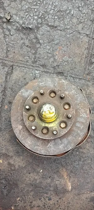 Wheel Hubs Complete 5l Hiace.