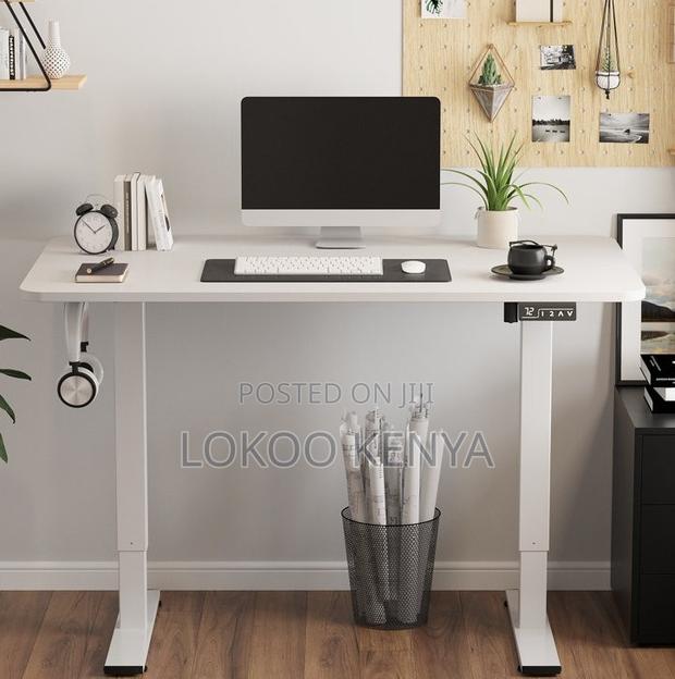 Office Desk : Compact Motorized Sit-Stand Desk – 1.4m - thumbnail 3