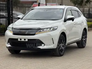 Toyota Harrier 2.0 2020 Pearl