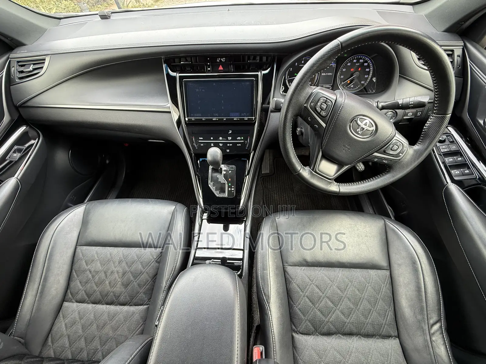 Toyota Harrier 2.0 2020 Pearl