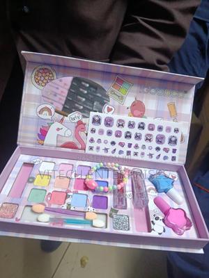 Kids Make Up Kit, - thumbnail 2
