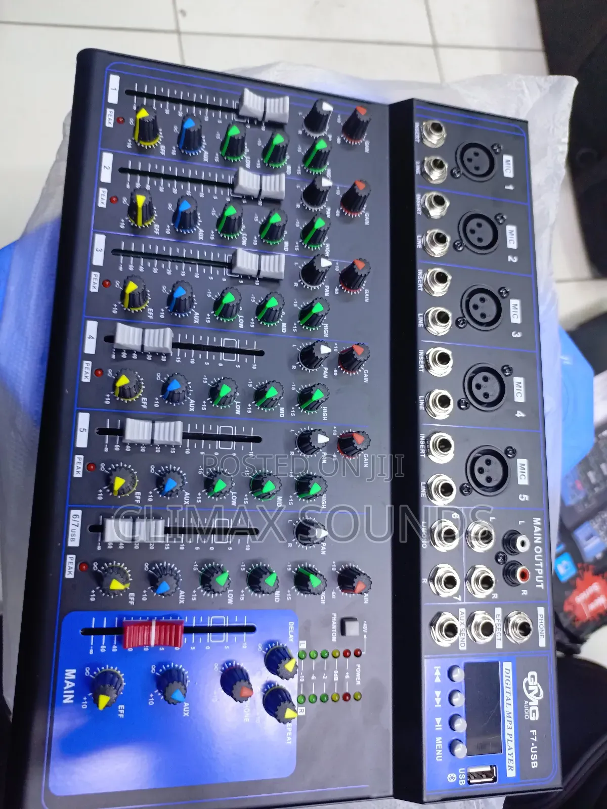 Plain Mixer 7 Channels