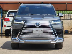 Lexus LX 2022 Silver