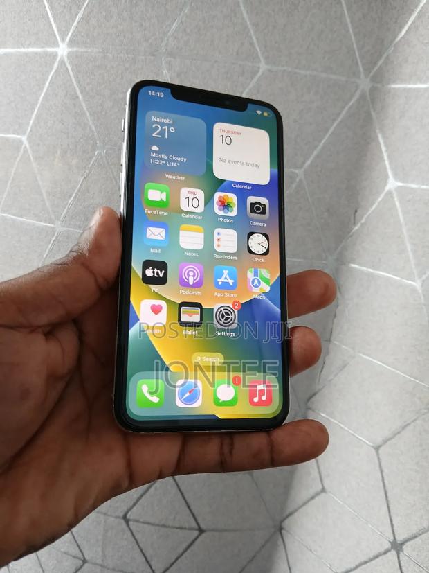Apple iPhone X 64 GB White