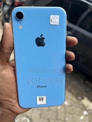 Apple iPhone XR 256 GB Blue - main view