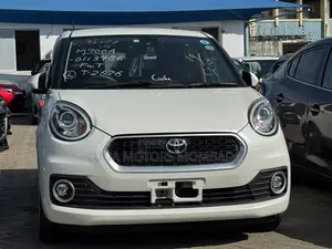 Toyota Passo 2019 White