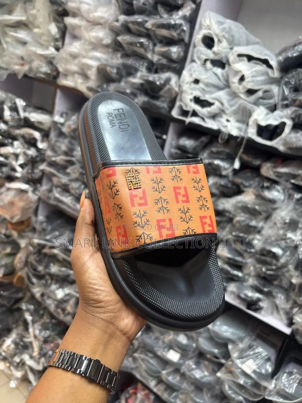 Fendi Slides