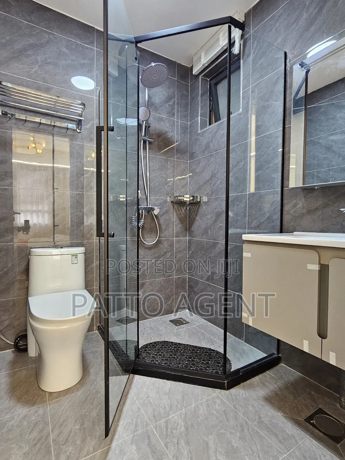 2bdrm Apartment in Kilimani Yaya Centre for sale