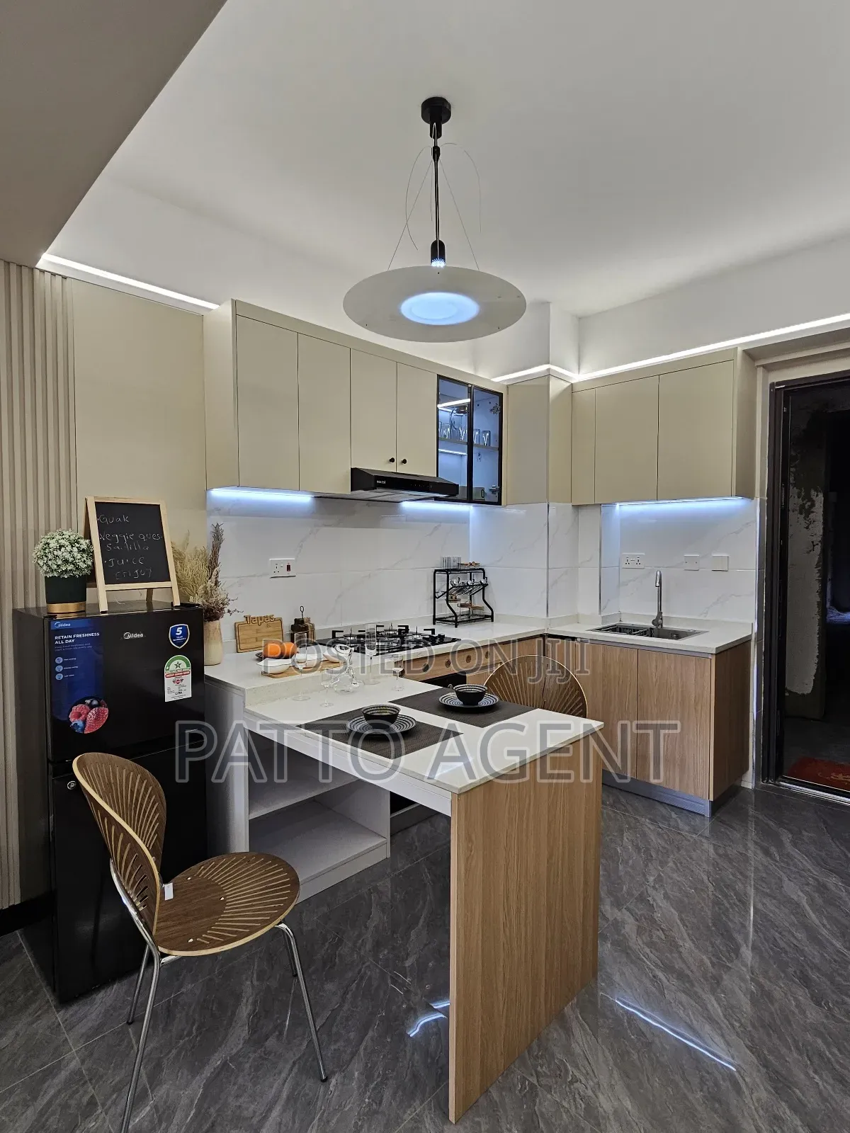 2bdrm Apartment in Kilimani Yaya Centre for sale
