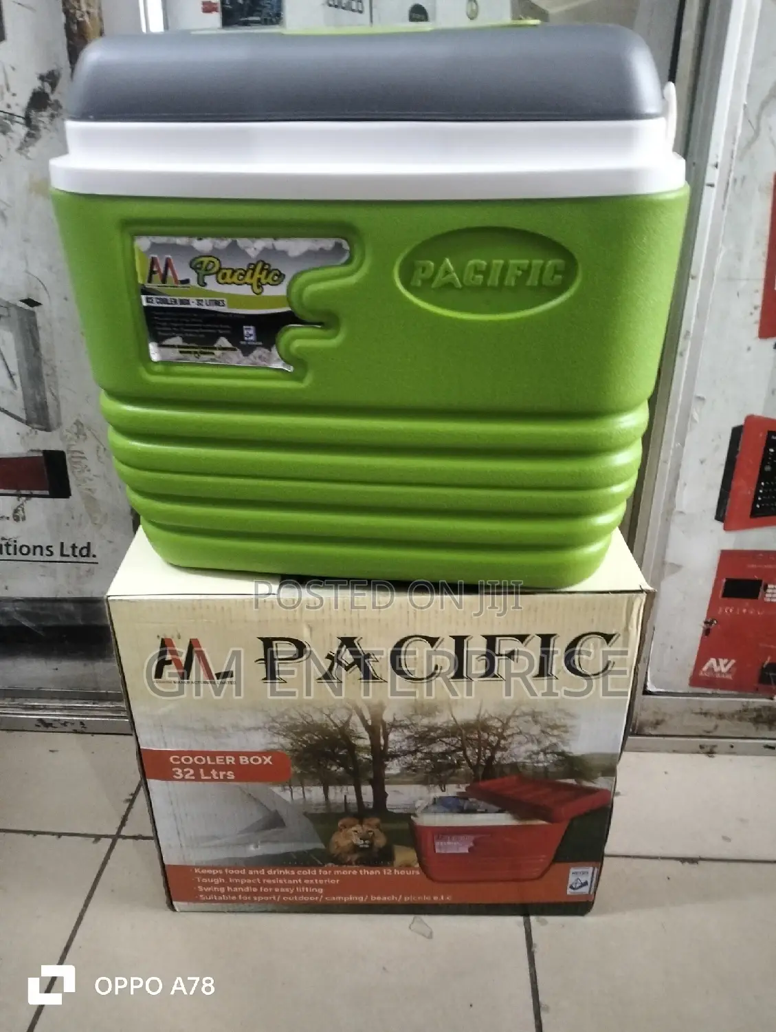 Cooler Box! Pacific Multicolored 32l Cooler Box