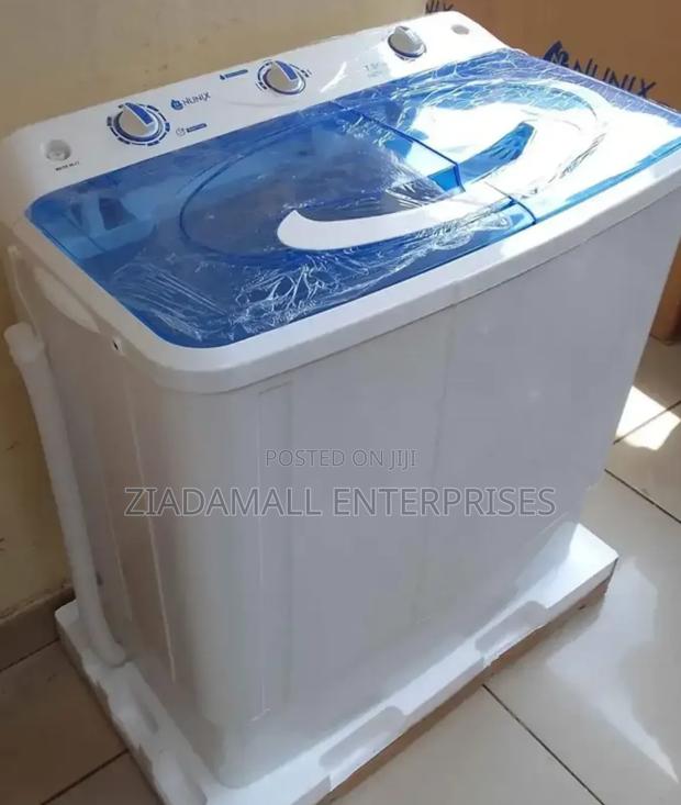 Compact Design, Nunix Twin Tub Washing Machine 7.5kg - main view