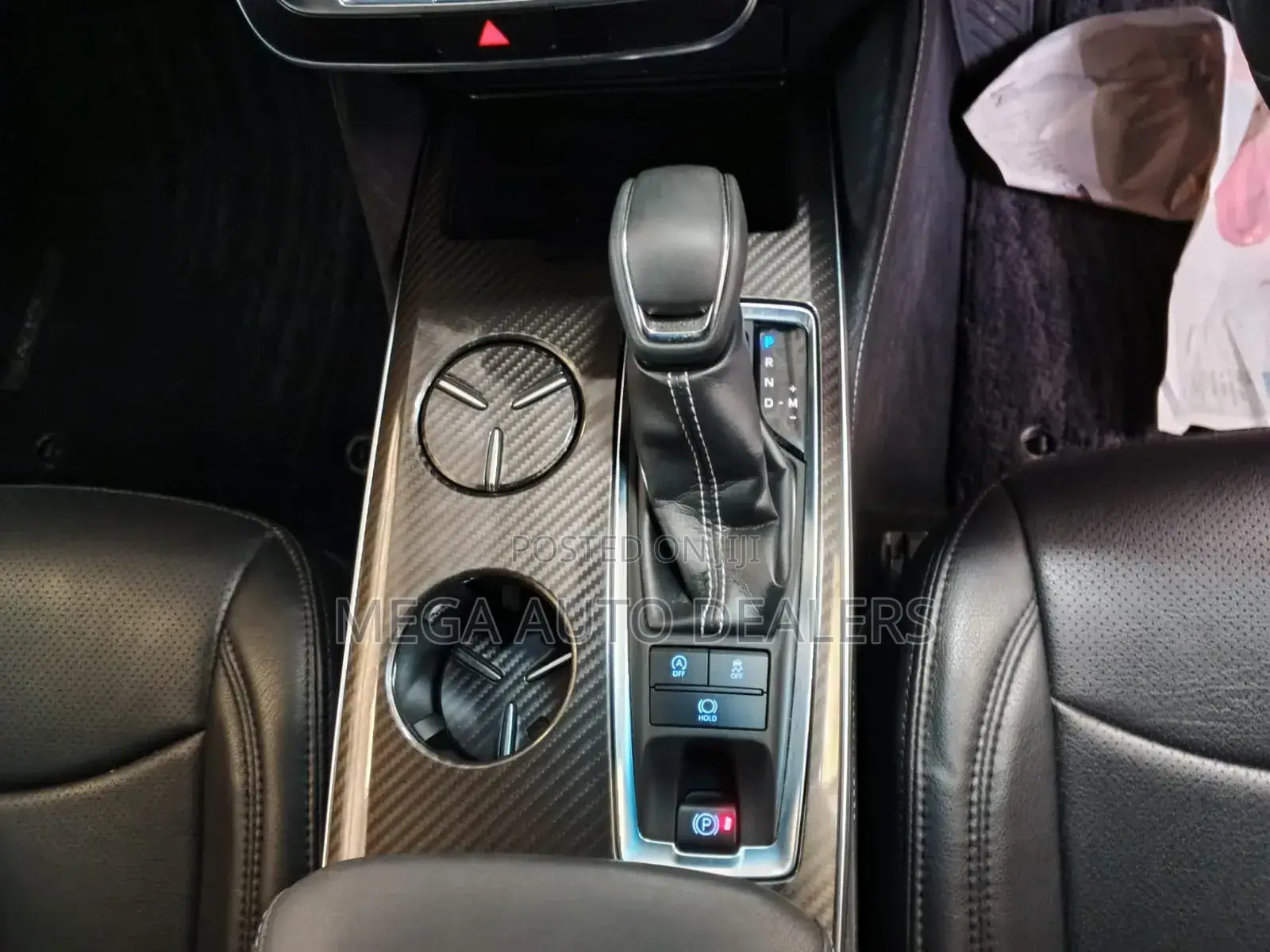 Toyota Crown 2018 White