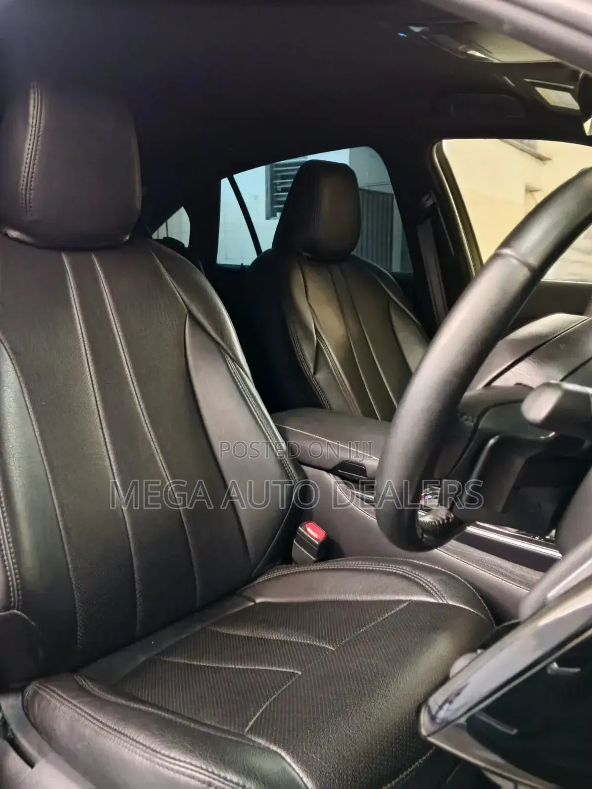 Toyota Crown 2018 White