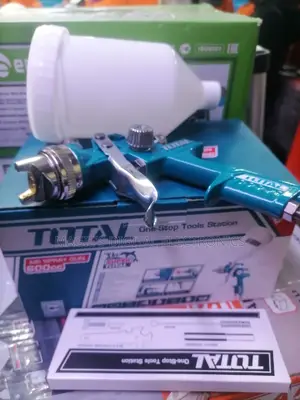 High Standard 600cc Total Spray Gun