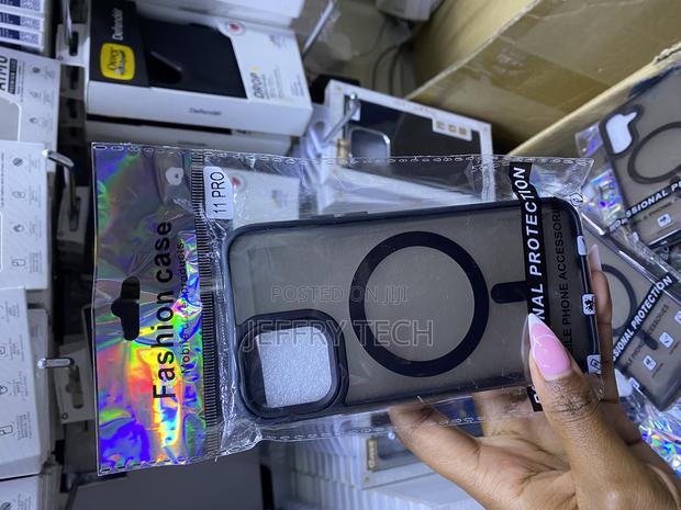 Upfine Magsafe for iPhone 11 Pro Translucent Case - main view