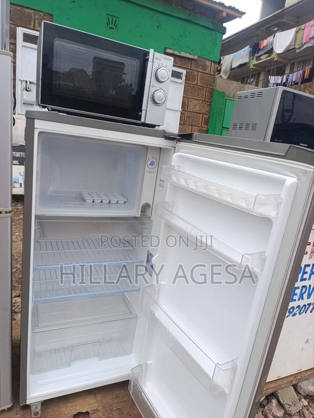 Fridges/Microwaves
