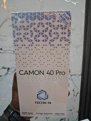 New Tecno Camon 40 Pro 256 GB Green