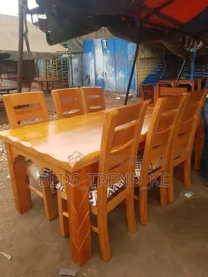 Elegant 6 Seater Dining Seat