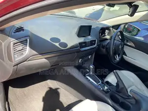 Mazda Axela 2018 Red