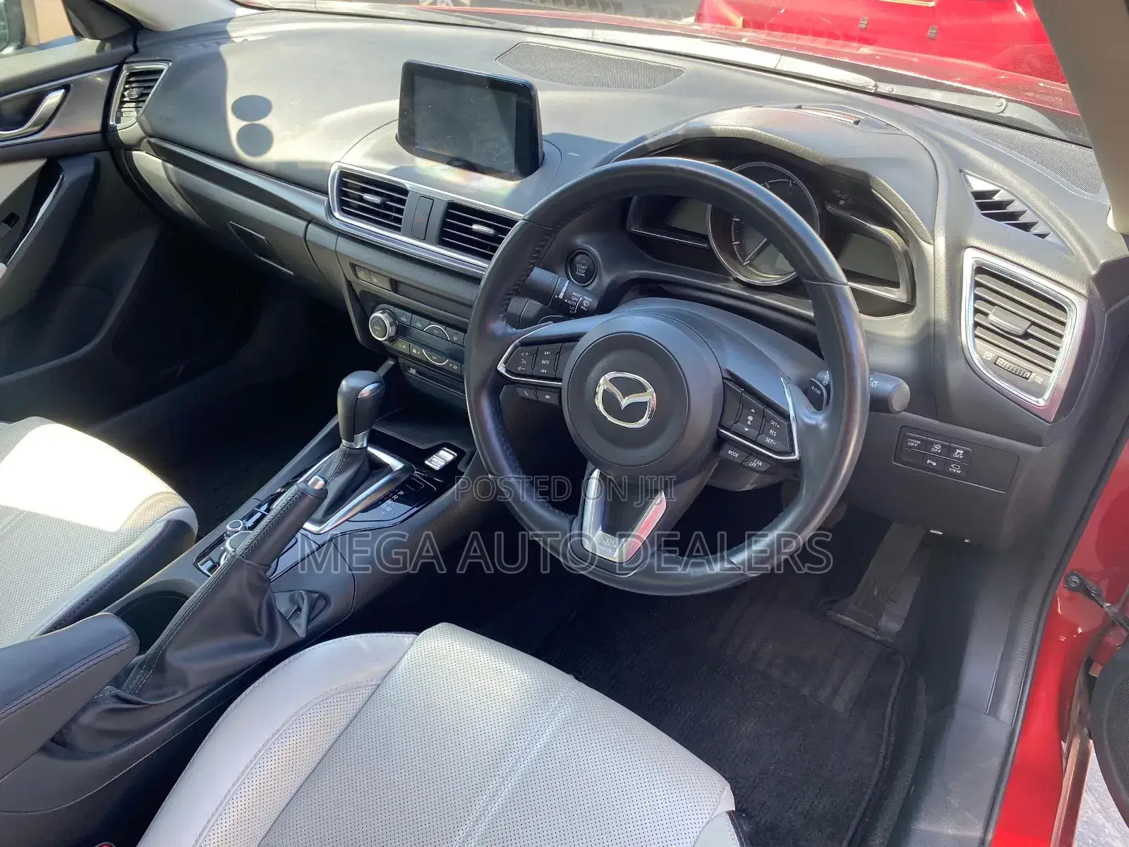 Mazda Axela 2018 Red