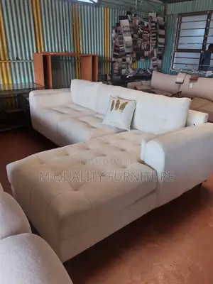 Cream White 6 Seater Chesterfield Sofa