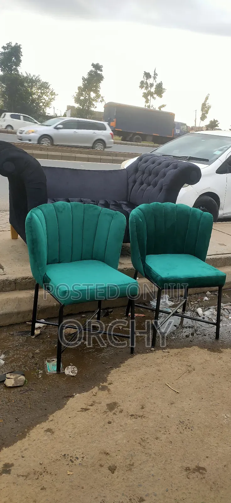 2 Floral Manicure Seats