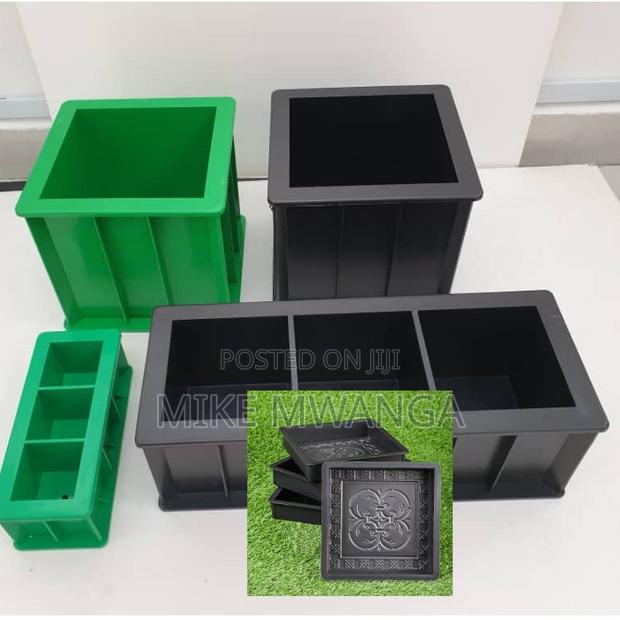 Heavy Duty Plastic Concrete Mould - main view