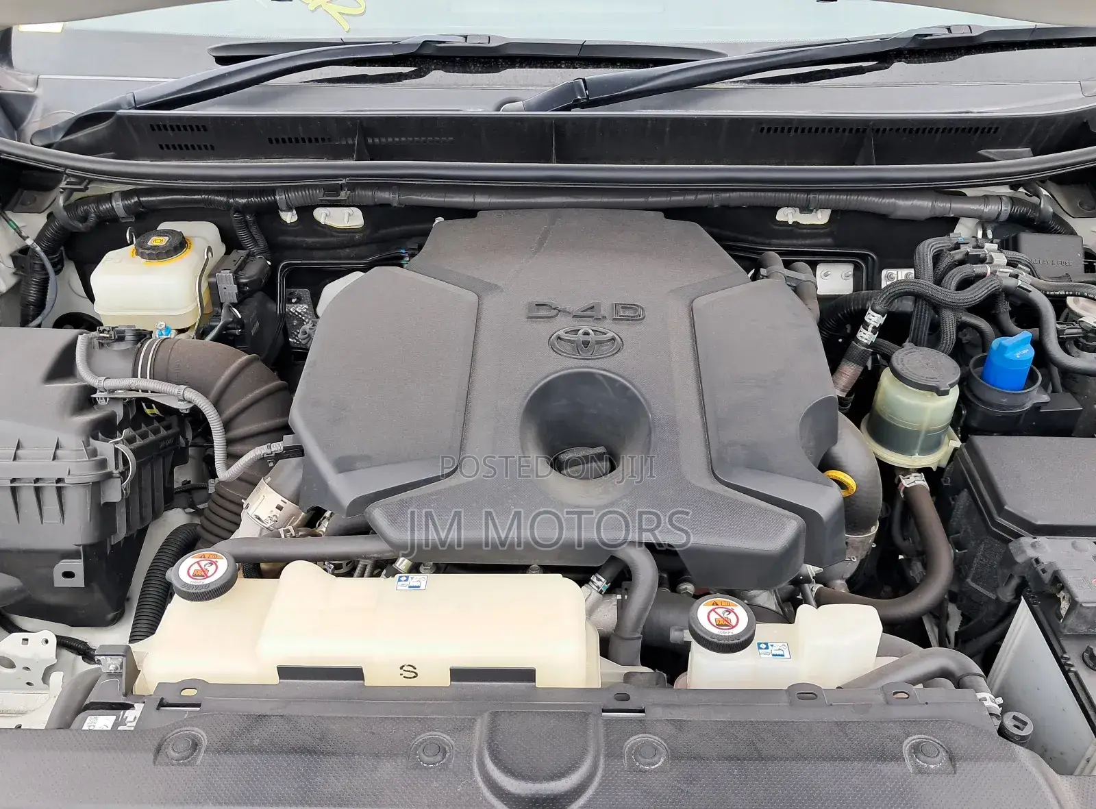 Toyota Land Cruiser Prado 2019 Pearl